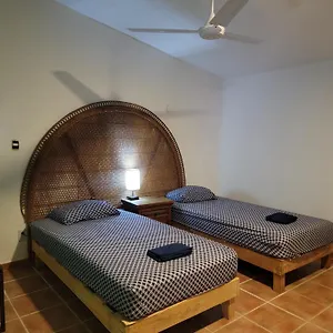 Xungla Hostel Cancun