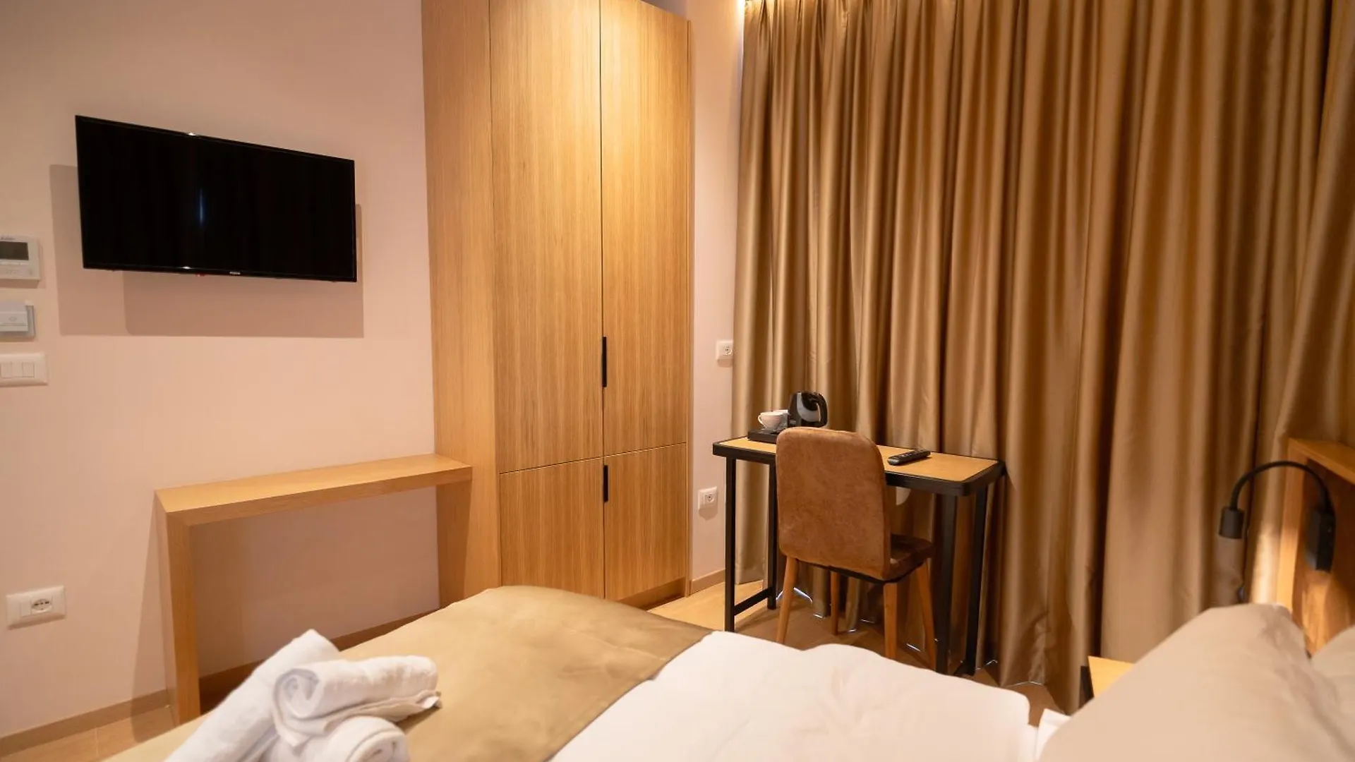 Hotel Boutique Jera Tiran