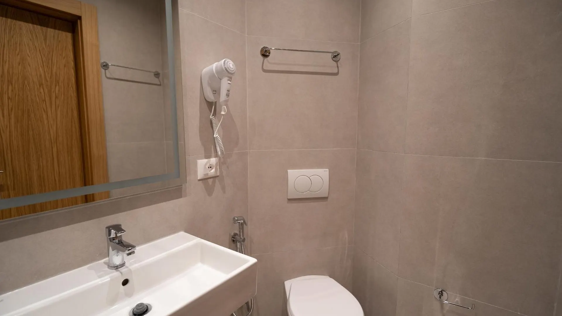 Hotel Boutique Jera Tiran Arnavutluk